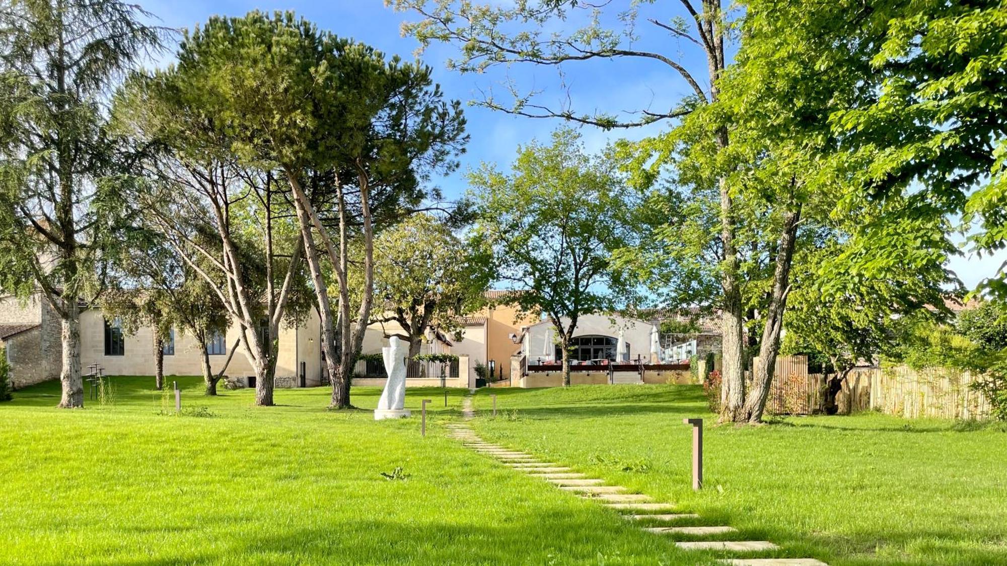 Aux Ducs De Sienne Hotel Montagne  Kültér fotó