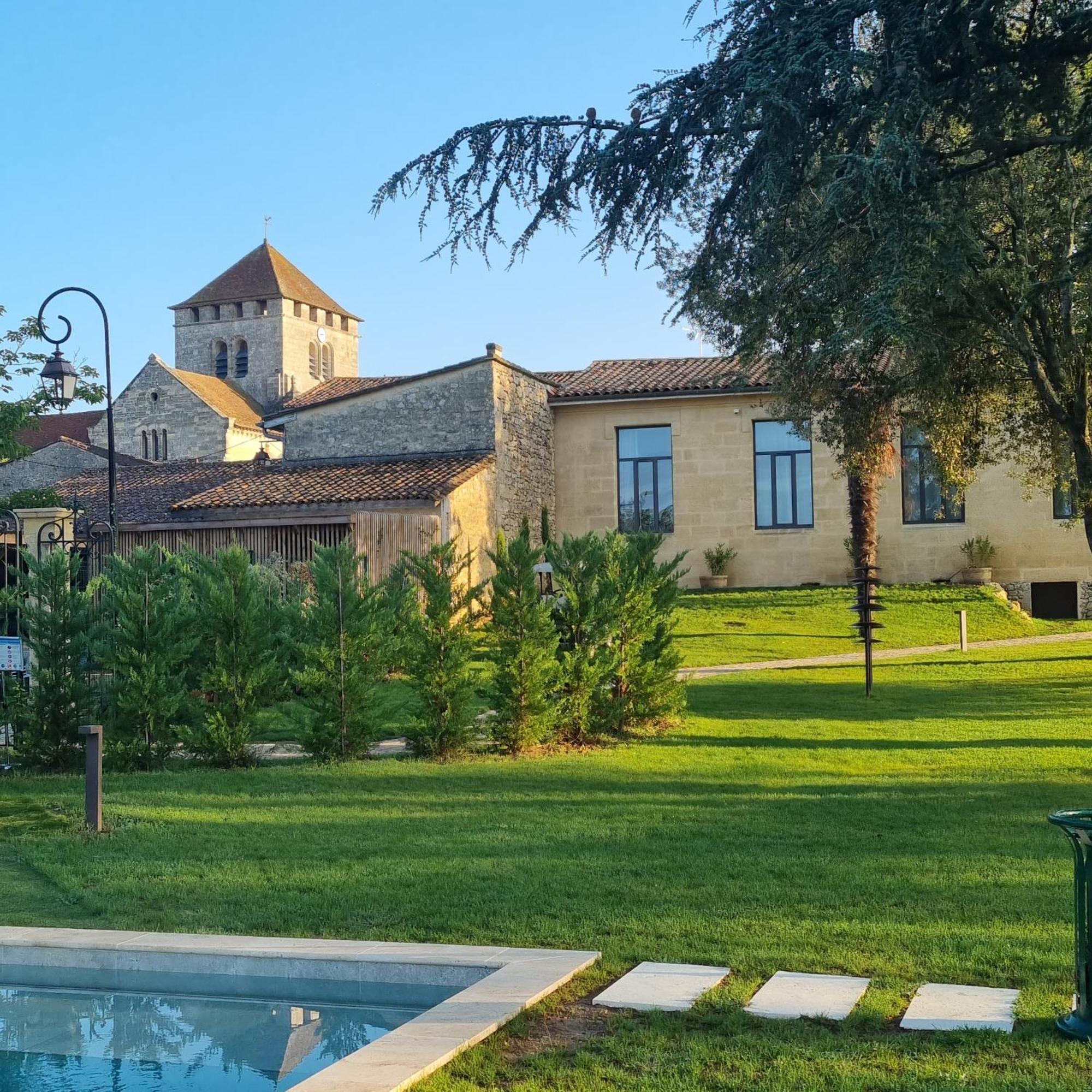 Aux Ducs De Sienne Hotel Montagne  Kültér fotó